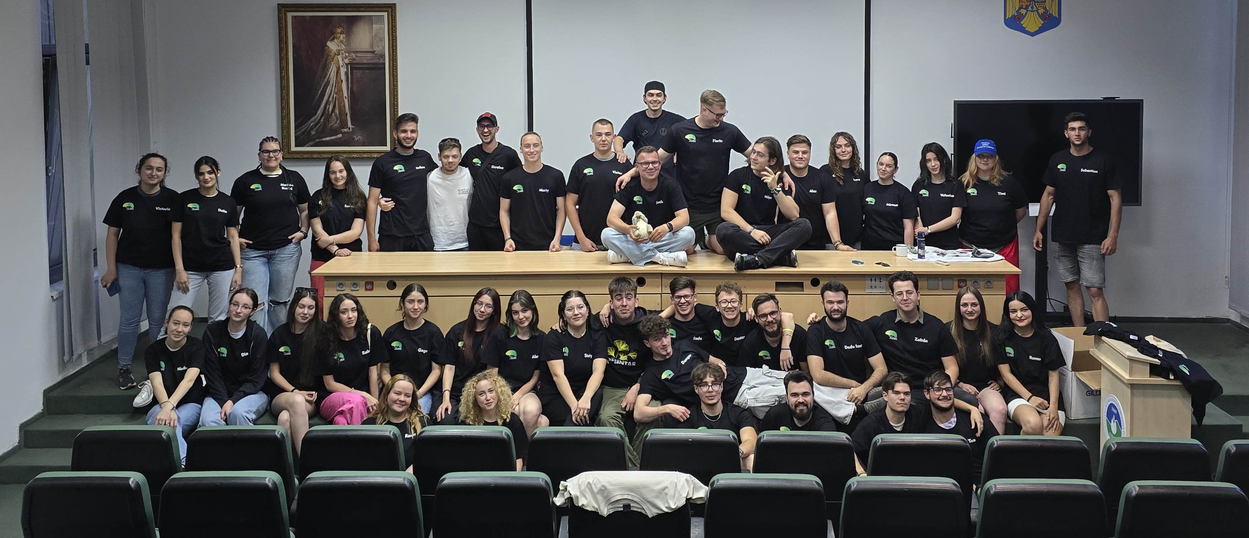 Adunare Generală, Voluntari cu tricouri LSSV